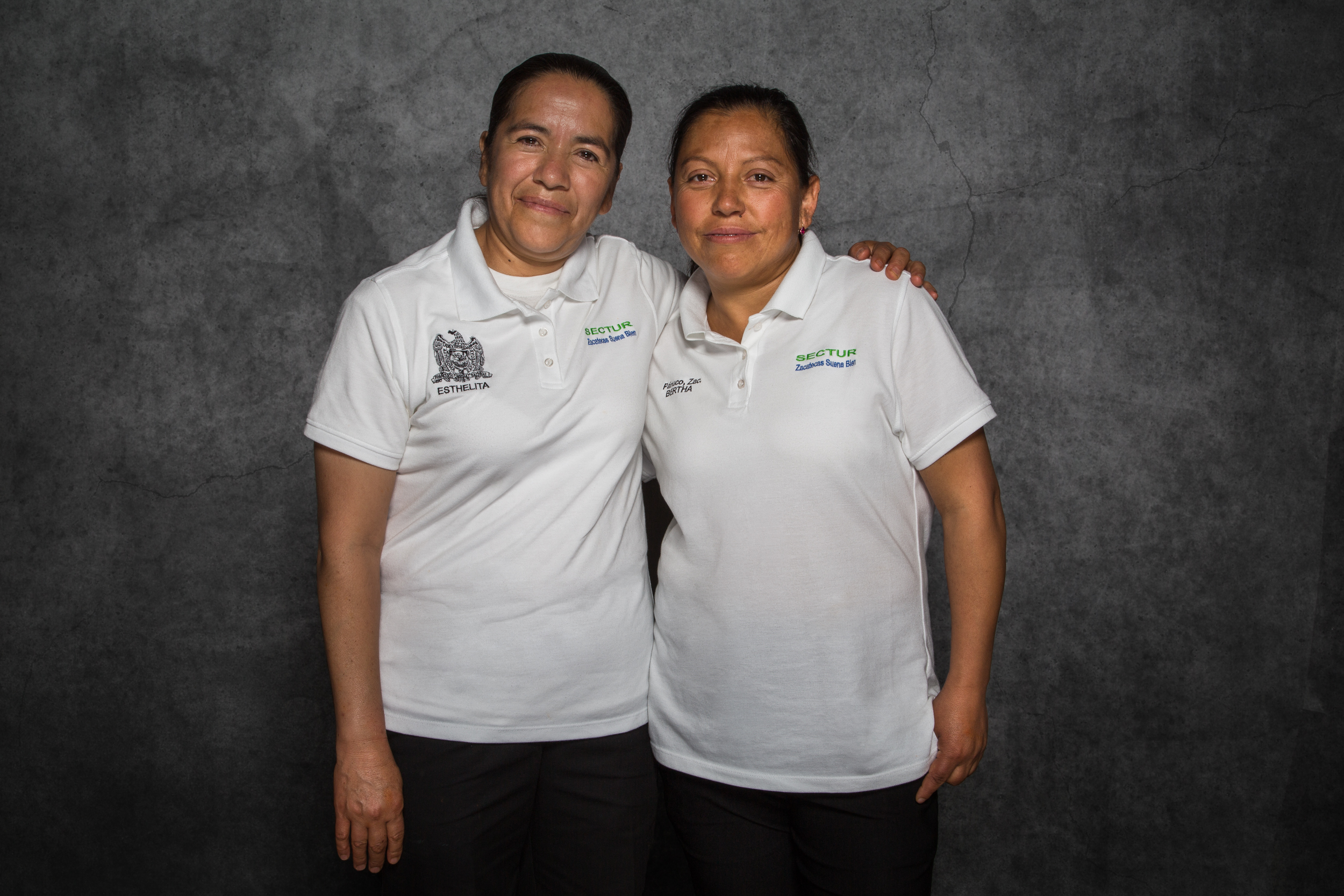 Bertha del Rio y Esthela Reyes-10