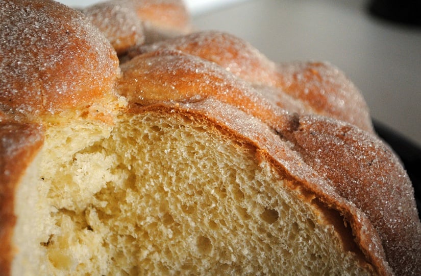 Pan de muerto. // Foto: wikimedia commons.