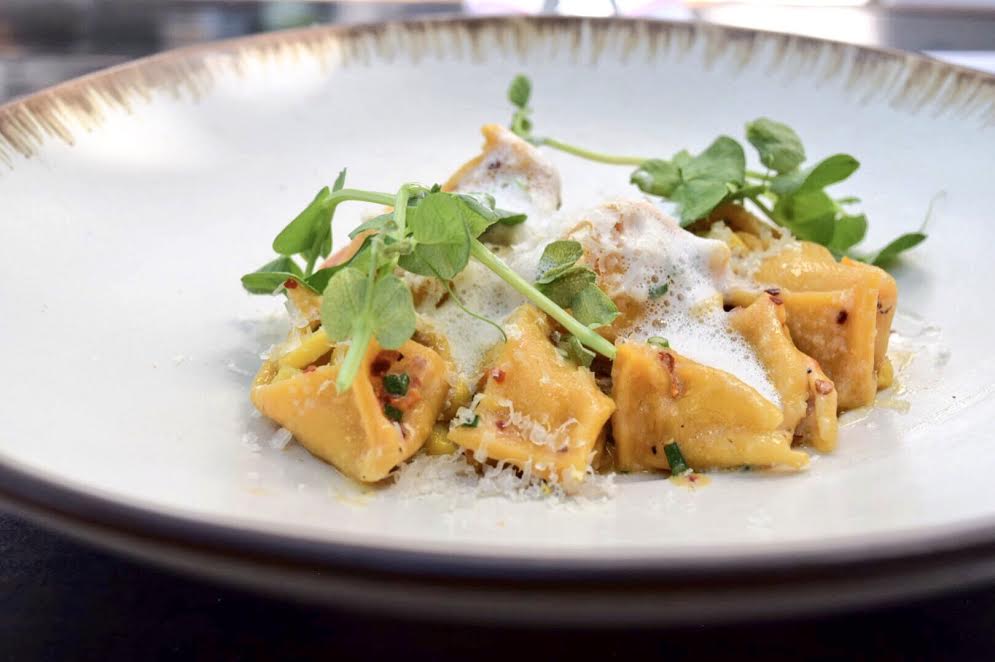 Agnoloti de elote de Magno Brasserie. // Foto: @Mayra_Zepeda