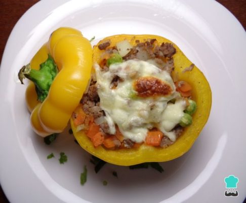Pimiento relleno de carne molida