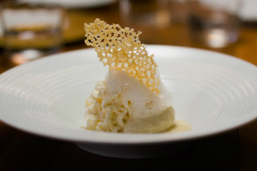 las cinco edades del queso massimo bottura