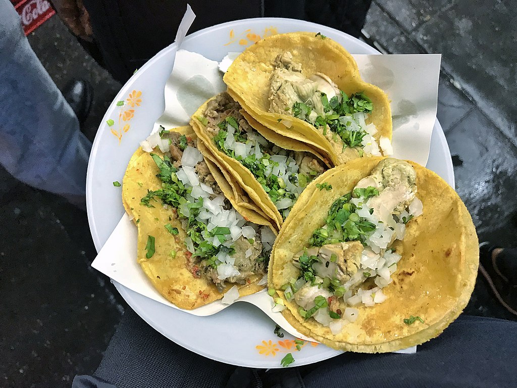 tacos de cabeza de cerdo