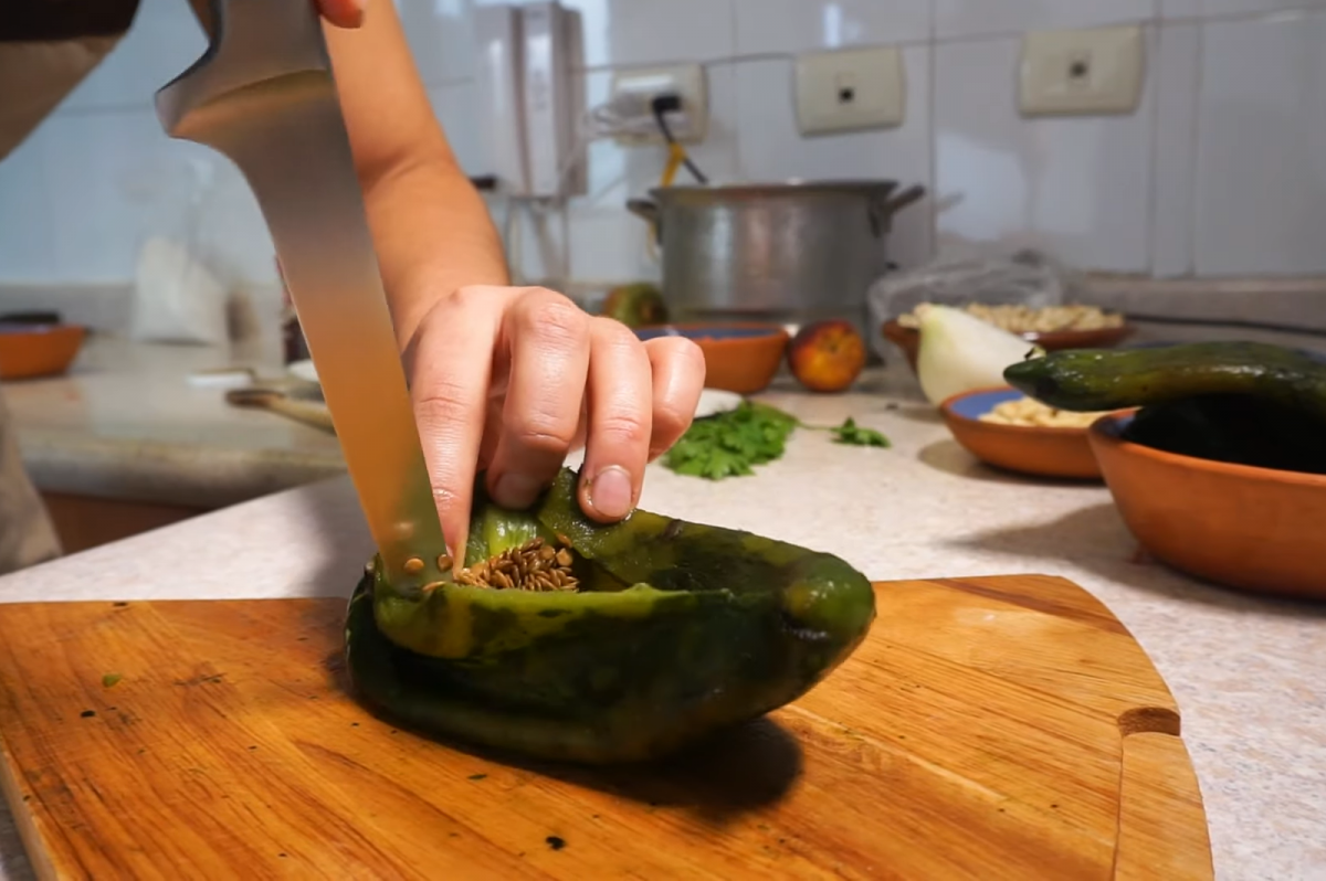 como limpiar chiles poblanos