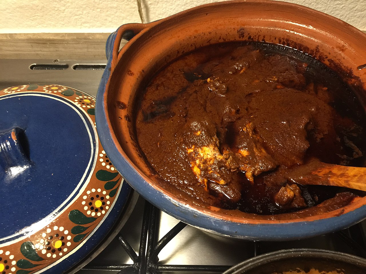 mole poblano historia