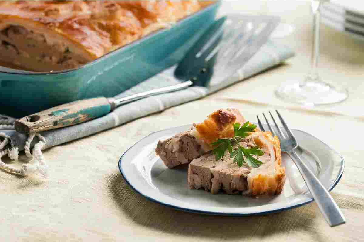 La receta del pastel de carne es una de las favoritas en Navidad y Año Nuevo.