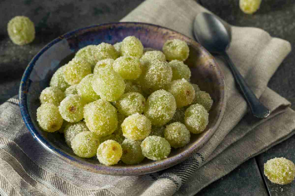 Las uvas escarchadas son un dulce muy popular, especialmente durante la temporada navideña.