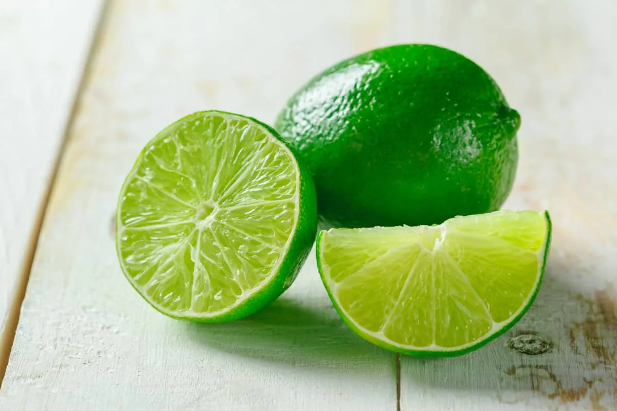 Limones |Foto: fabrikasimf / Freepik