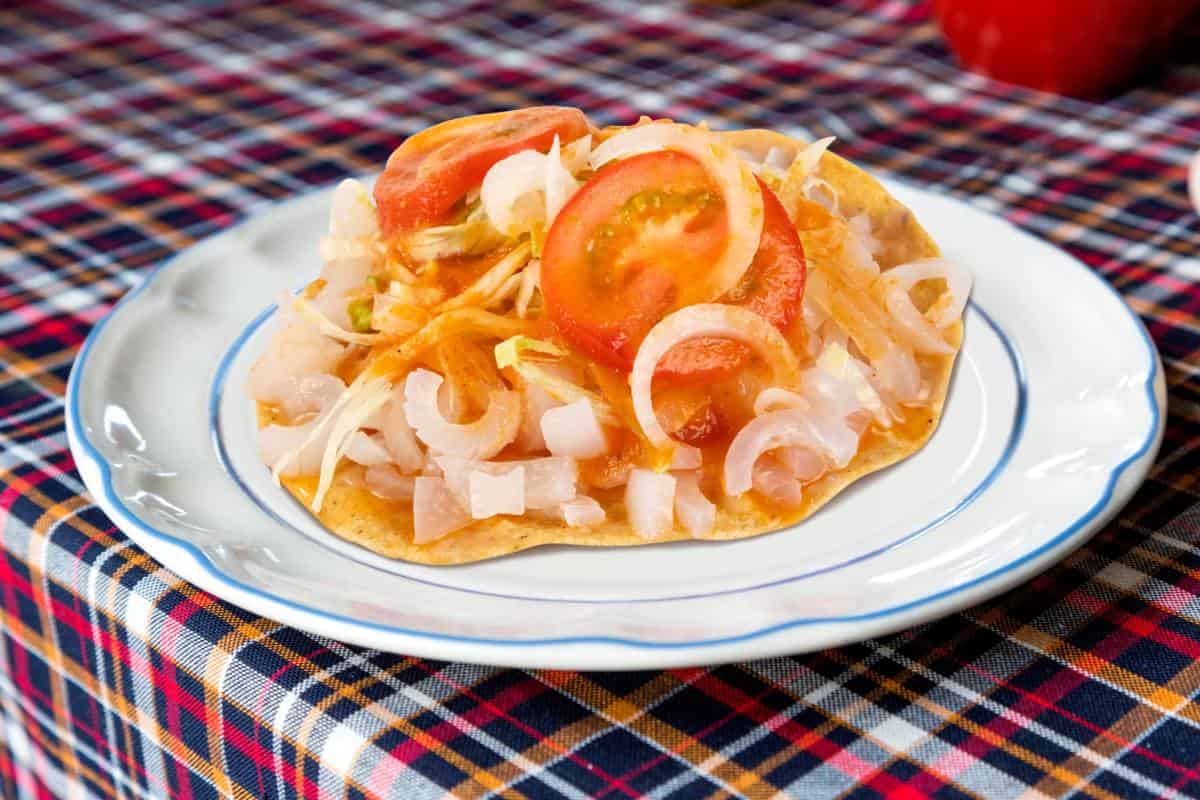 tostada de cueritos de puerco