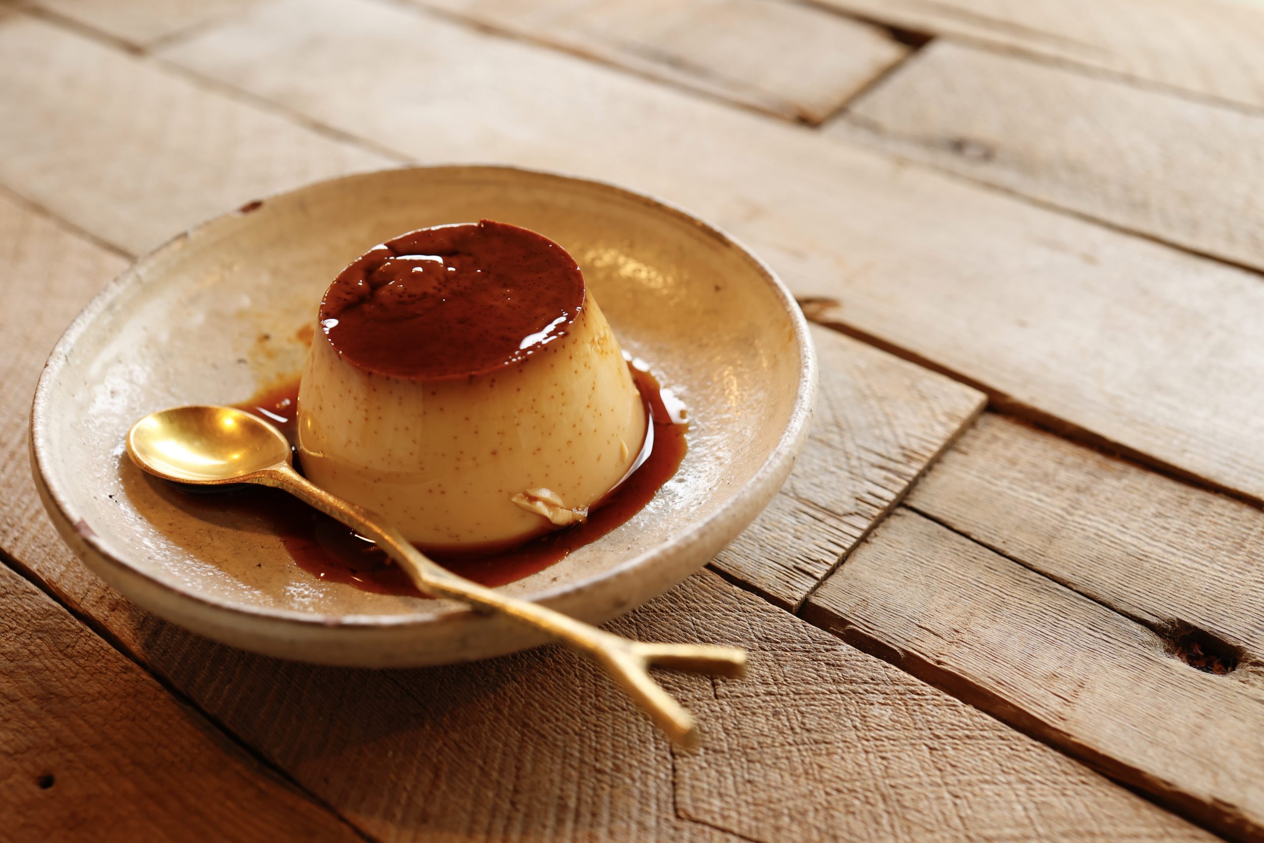 Flan. Postres con ingredientes básicos