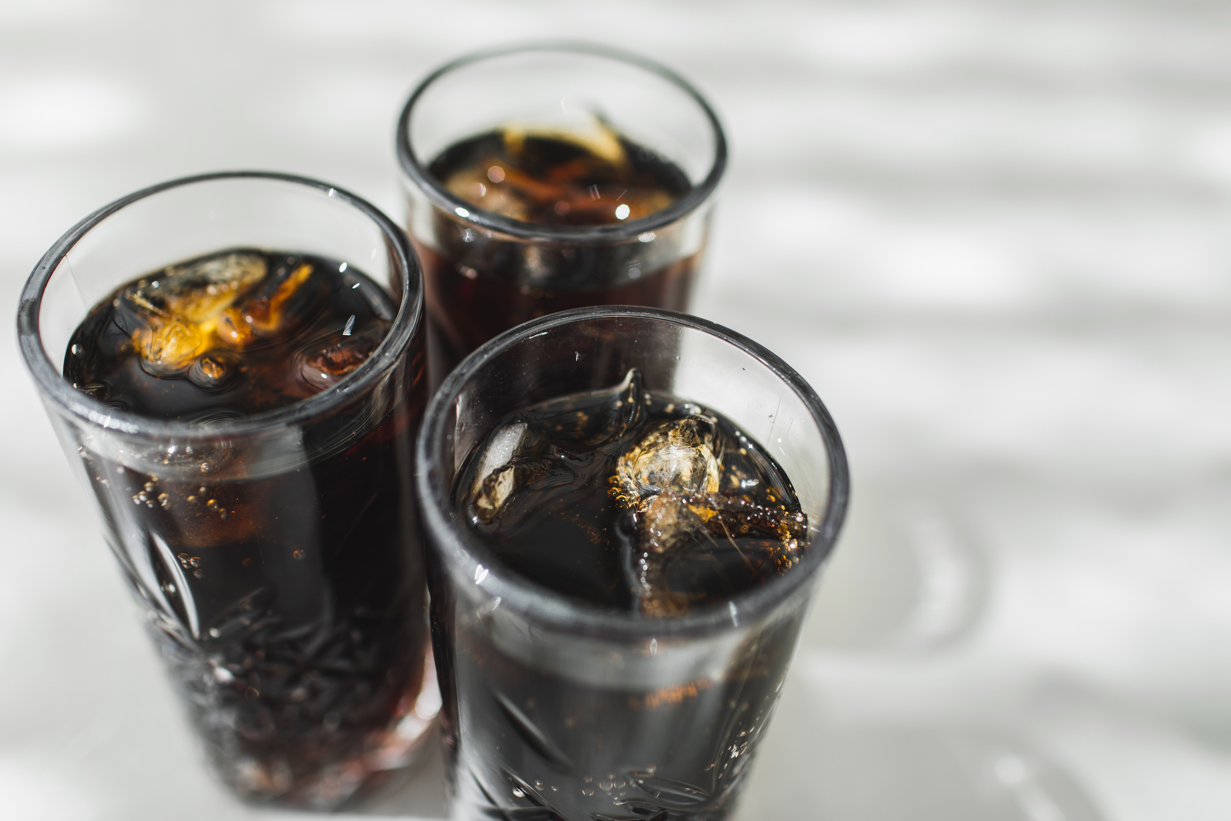 Vaso Highball es uno de los tipos de vasos más usados en coctelería