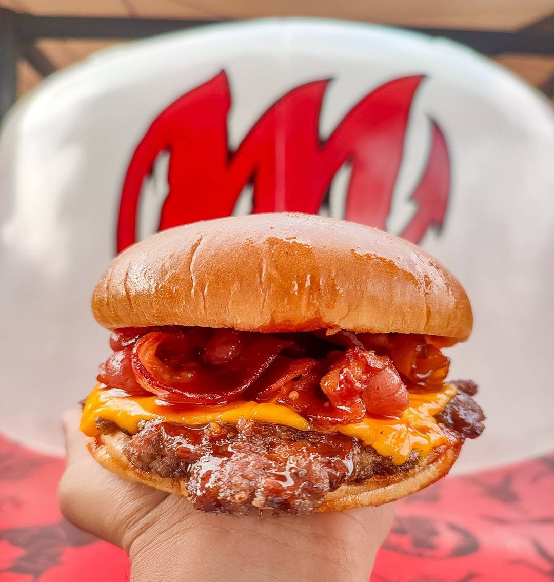 Chubbies burger en el estadio Alfredo Harp Helú, algo que comer en los juegos de béisbol