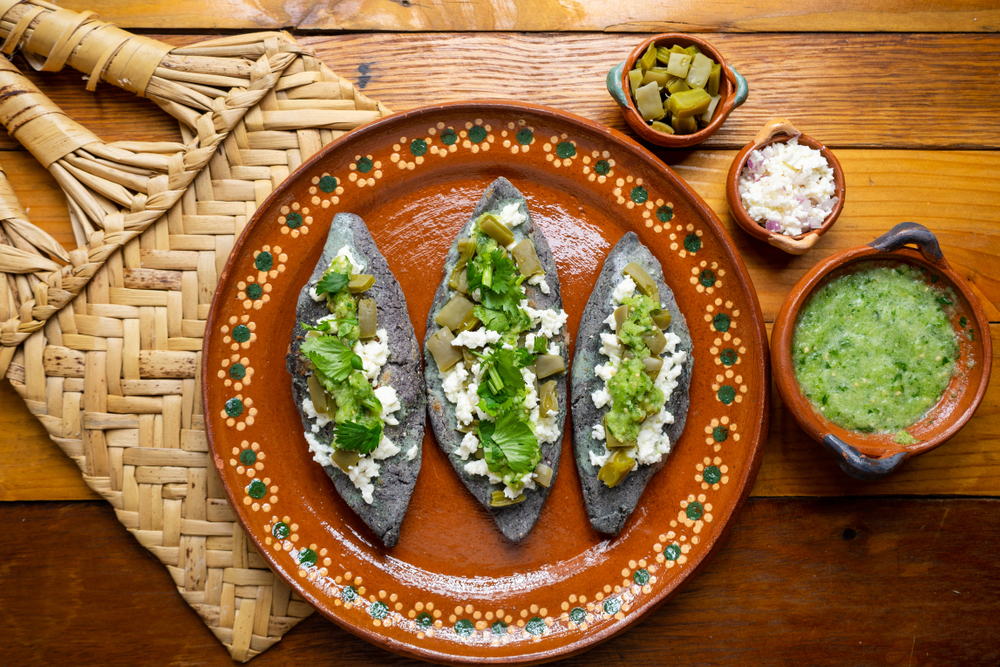 Tlacoyos antojitos mexicanos