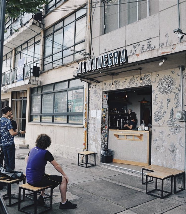 Almanegra cafetería Narvarte . Cafeterías bonitas en cdmx