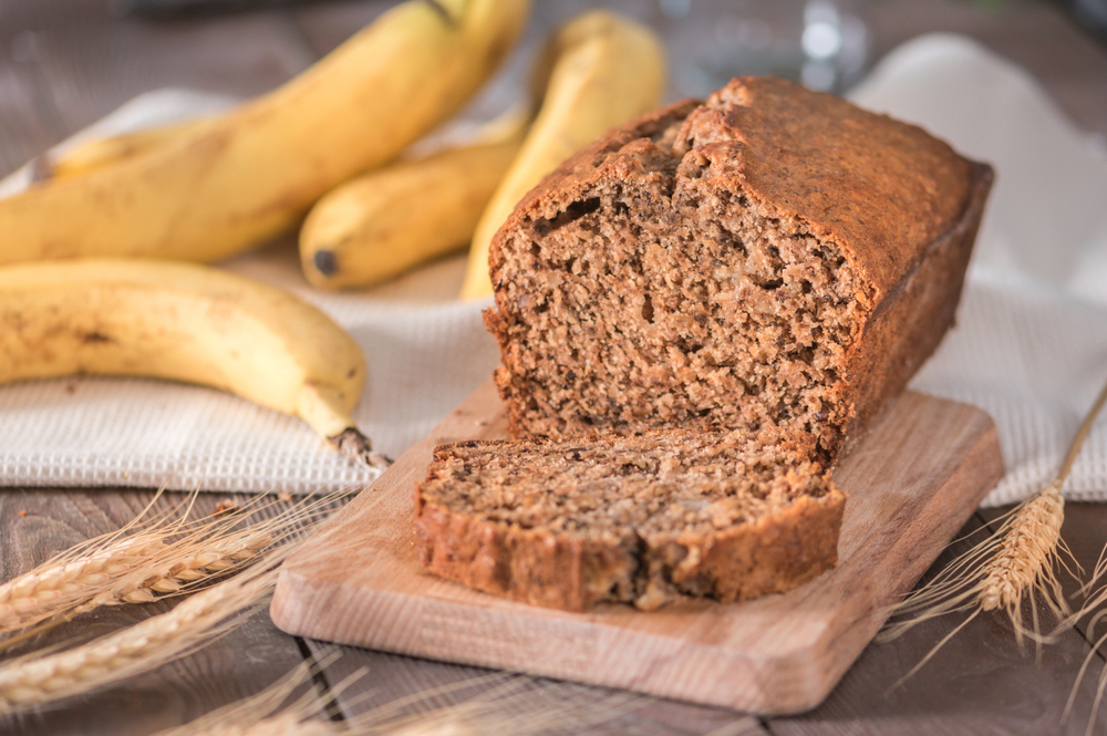 El panqué de platano es una receta perfecta para cenar sin desperdiciar alimentos Cómo hacer panqué de plátano 