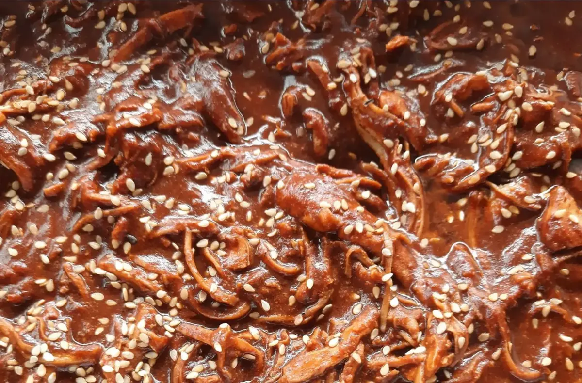 receta de pollo con mole para los tamales oaxaqueños receta original