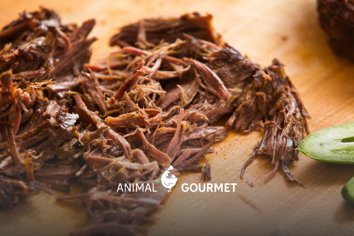 Com ayuda de una olla exprés puedes cocer carne para deshebrar