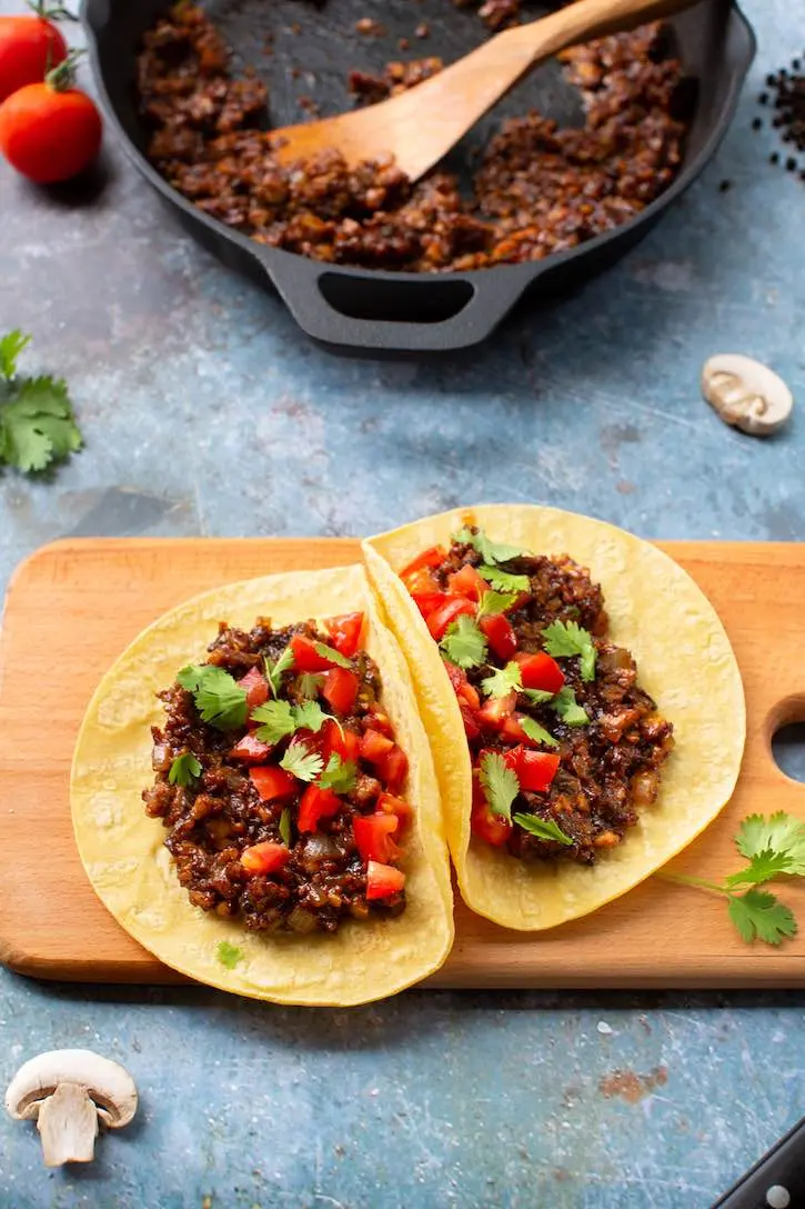 Tacos de chorizo de champiñones vegetarianos