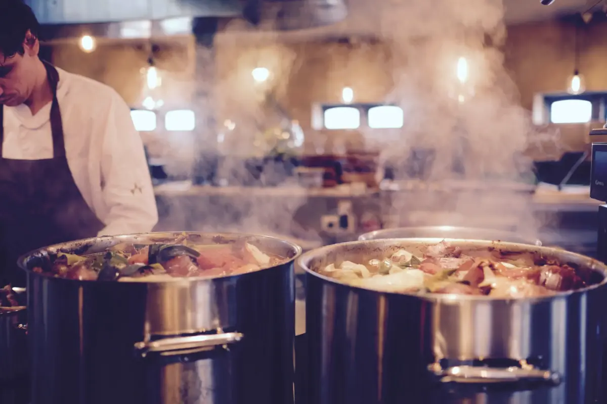 ¿Por qué comer sopa caliente en invierno?