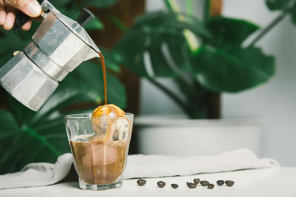 Affogato café espresso y helado de vainilla como hacer