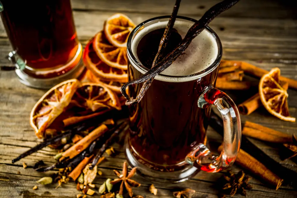 Cerveza especiada cocteles con cerveza