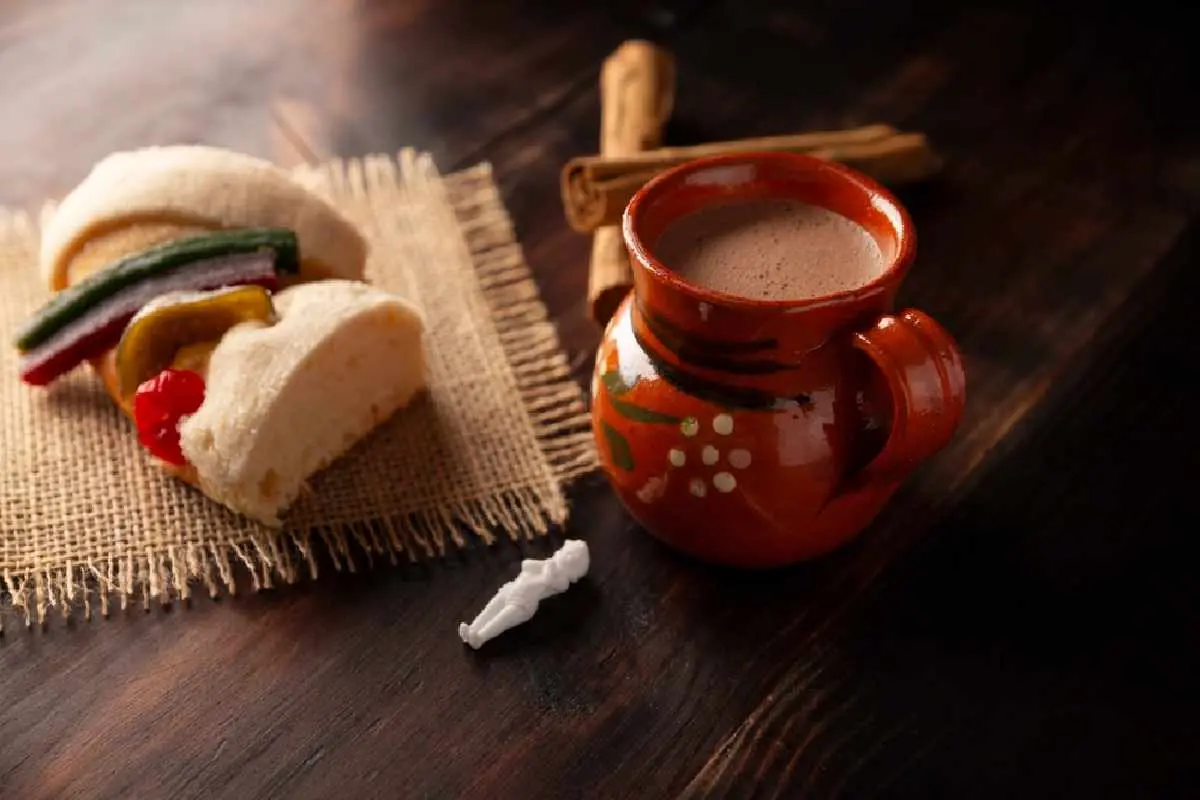 Los muñecos de la Rosca de Reyes significan bendiciones para el 2024.