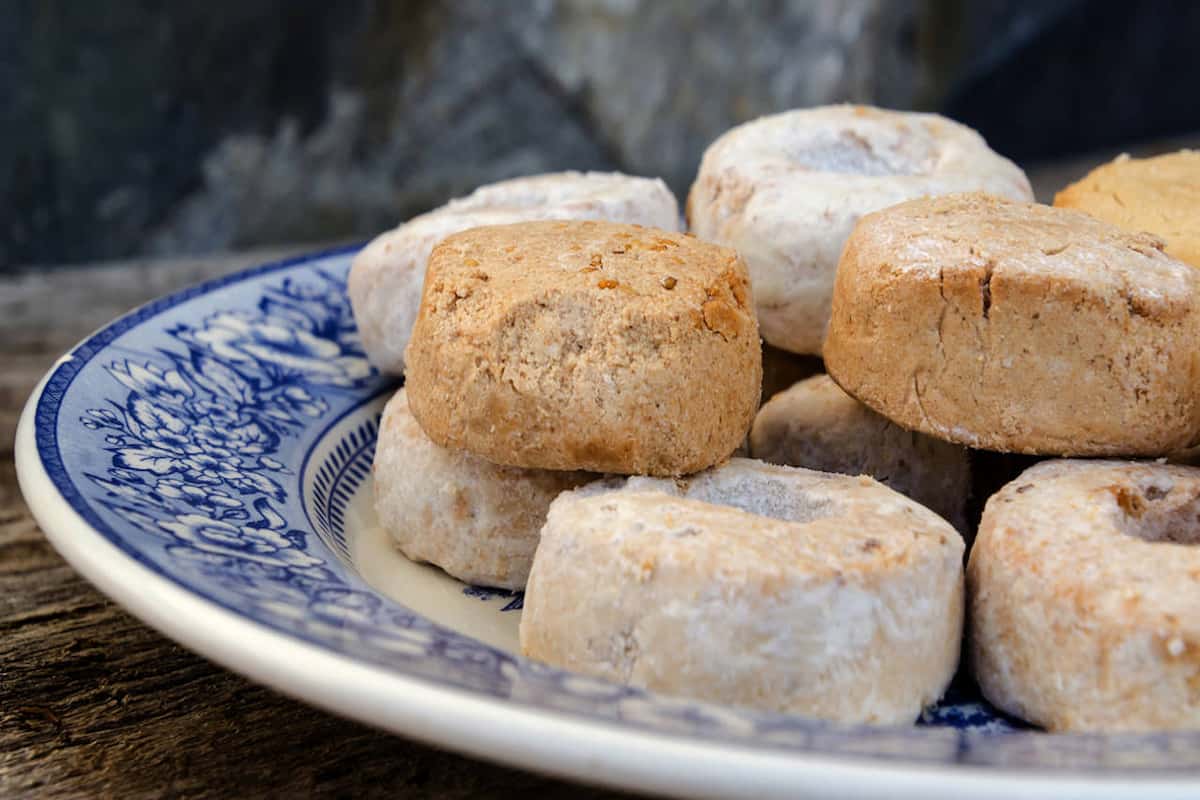 de dónde son los polvorones