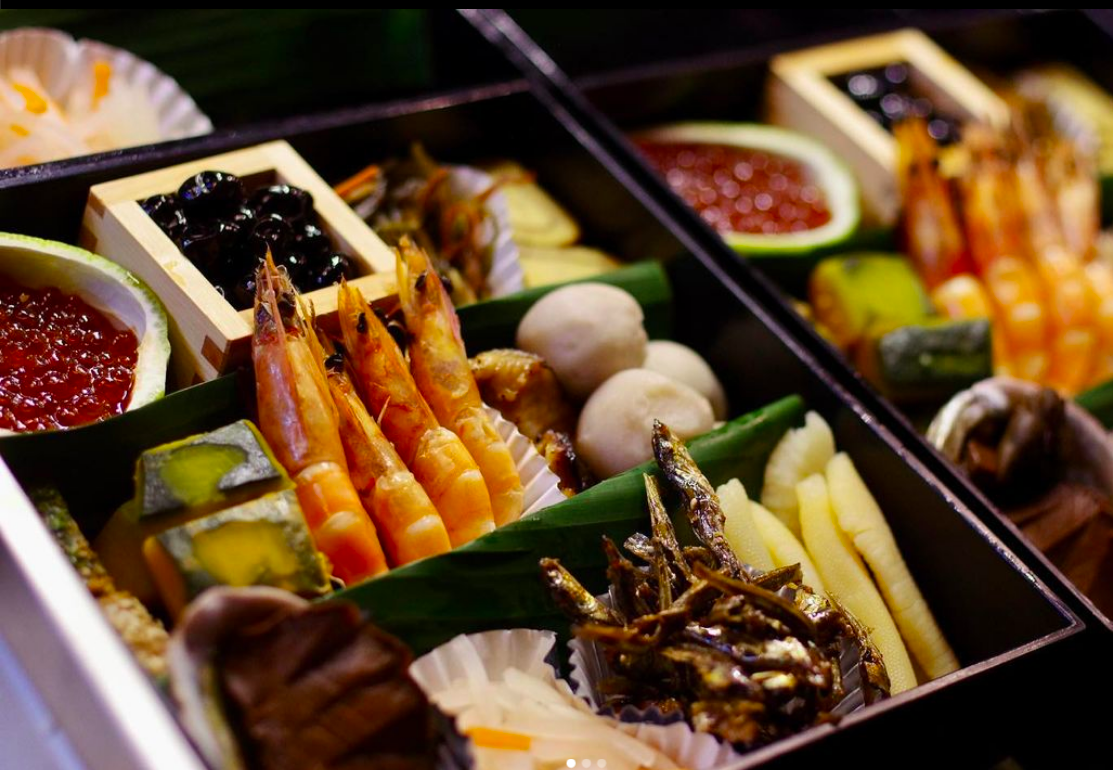 Restaurantes para viajar por el mundo sin salir de CDMX Comida japonesa Mo+F 
