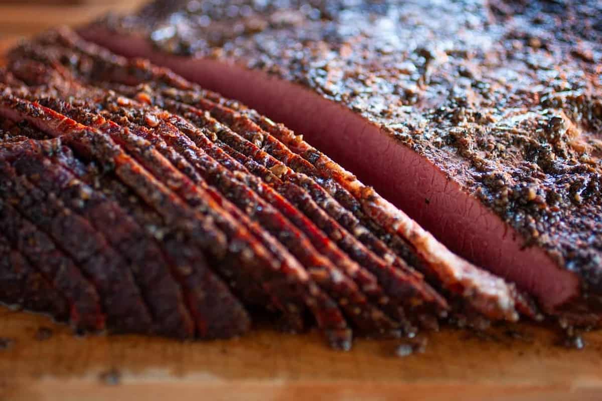 cómo hacer un sándwich de pastrami