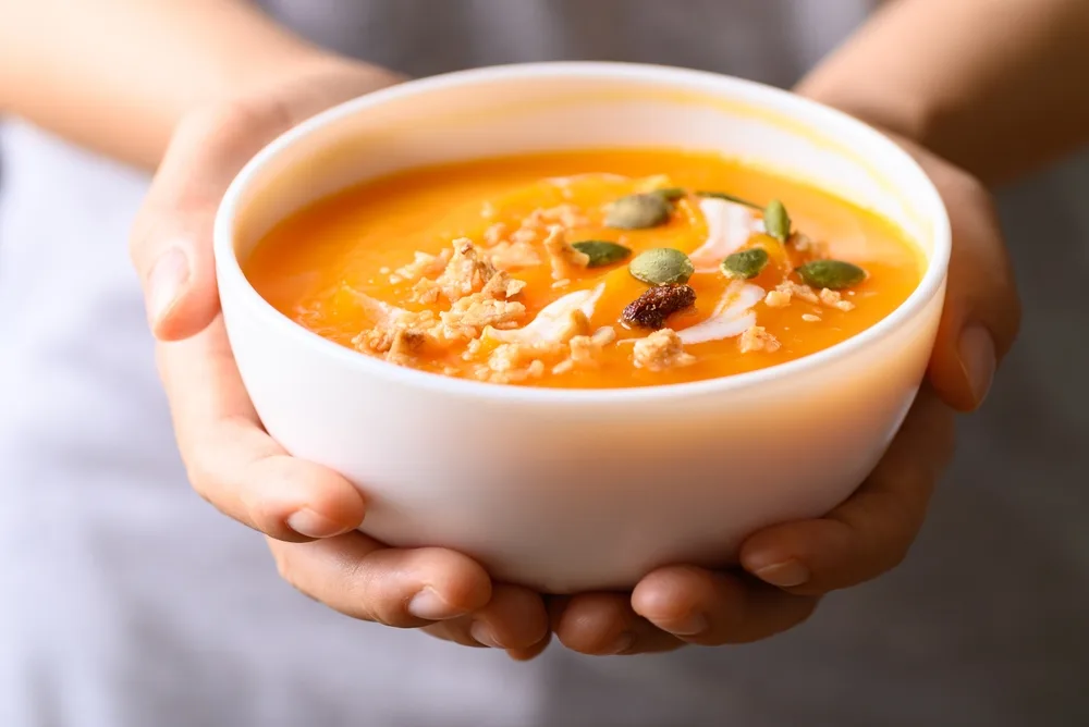 ¿Calentar los alimentos en el microondas puede hacer que los alimentos pierdan nutrientes?