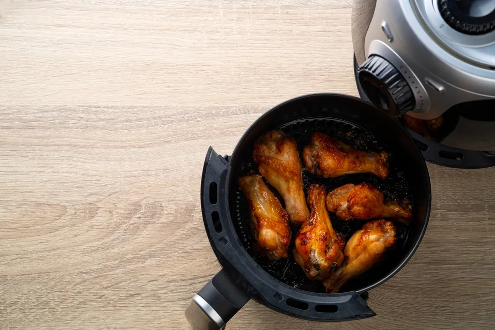 Cocinar pollo en freidora de aire