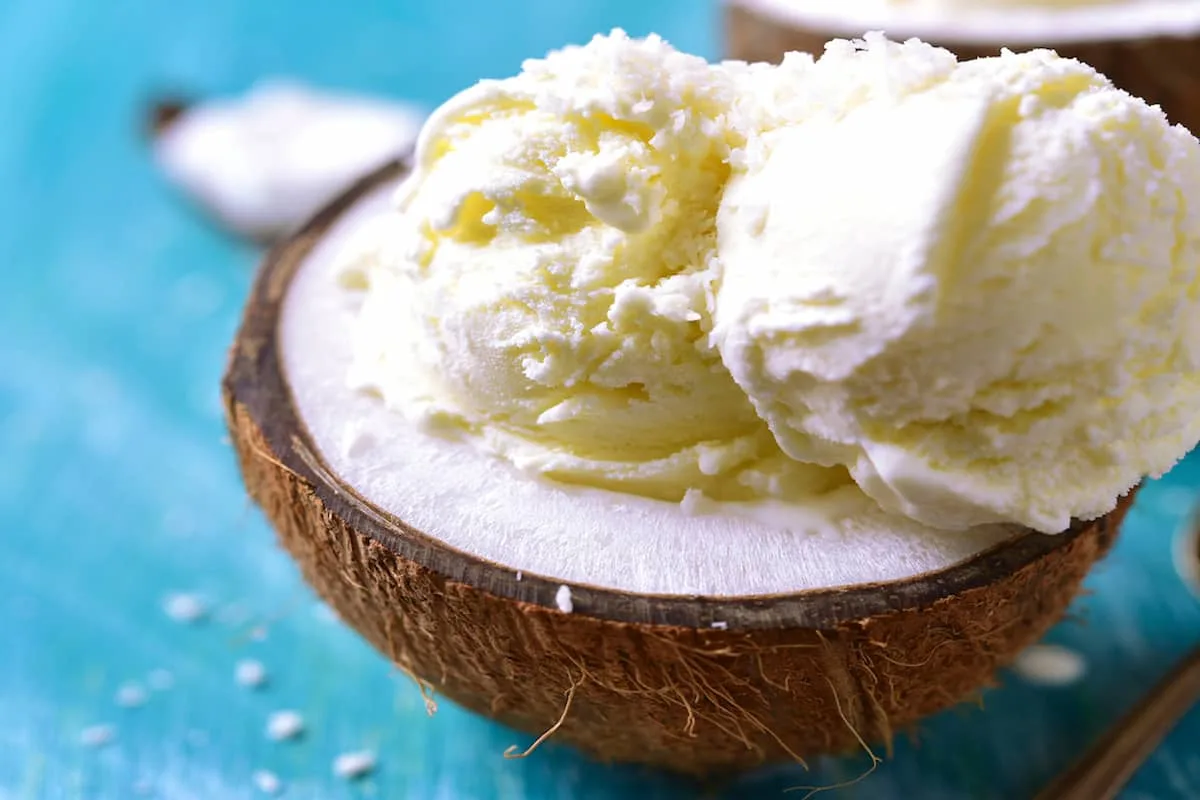 cómo hacer helado de coco 