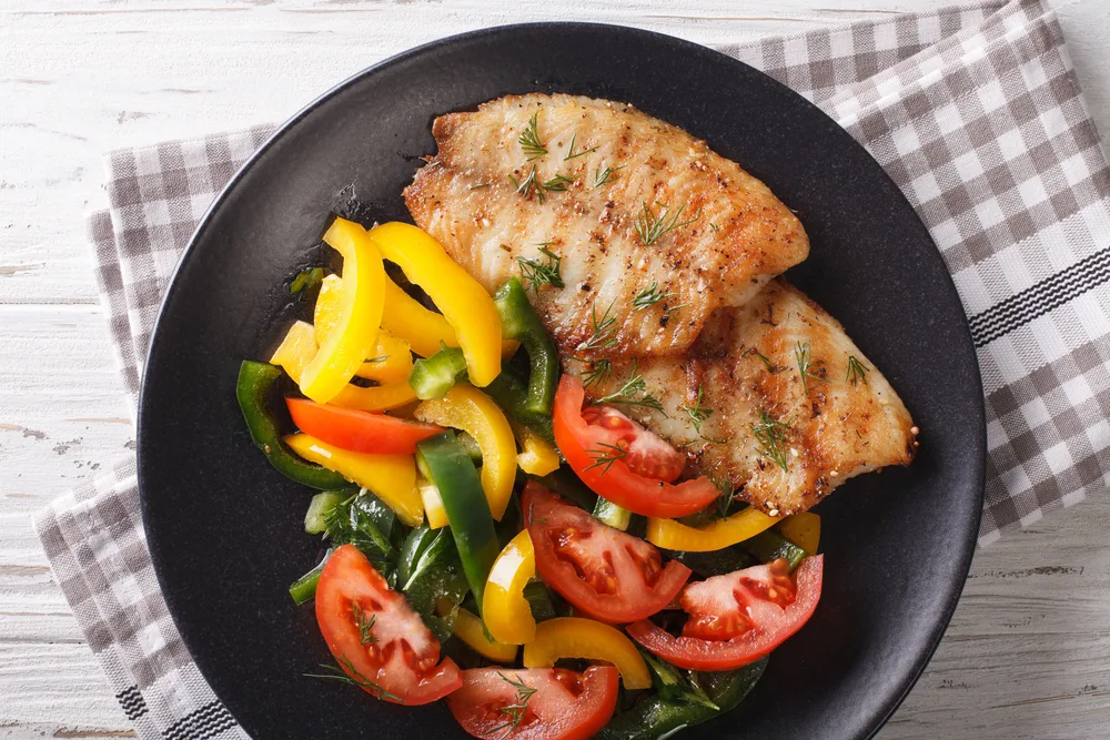 Tilapia con hierbas a la parrilla