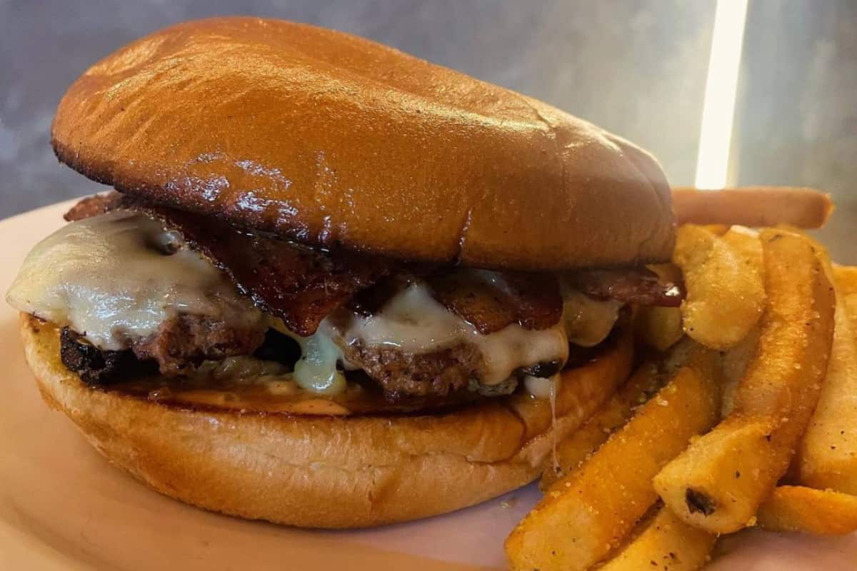 Hamburguemia, smash burgers en CDMX | Foto: Instagram @hamburguemia.mx