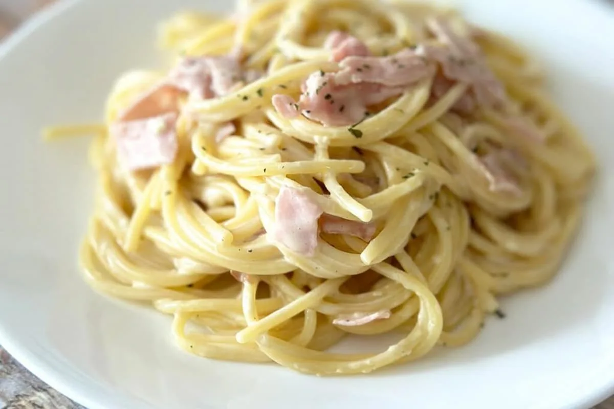 cómo preparar espagueti blanco con crema