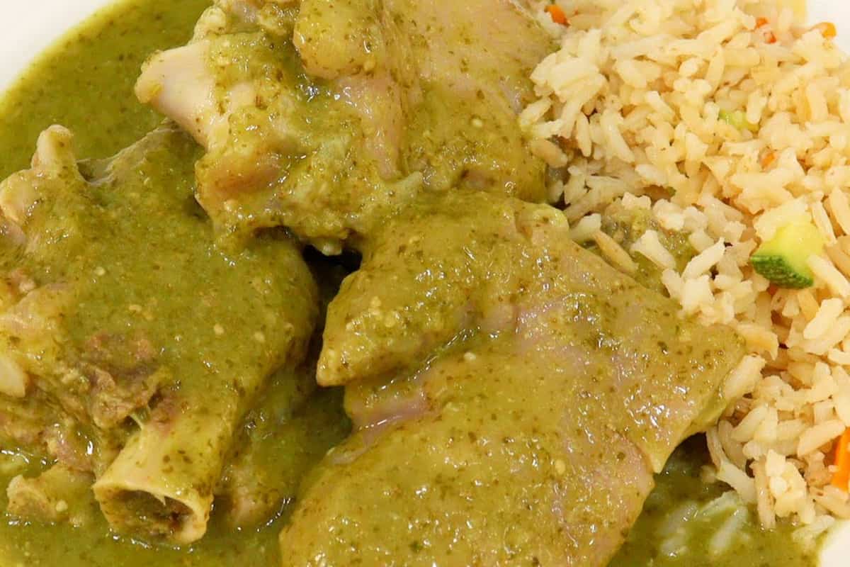 receta de manitas de cerdo en salsa verde