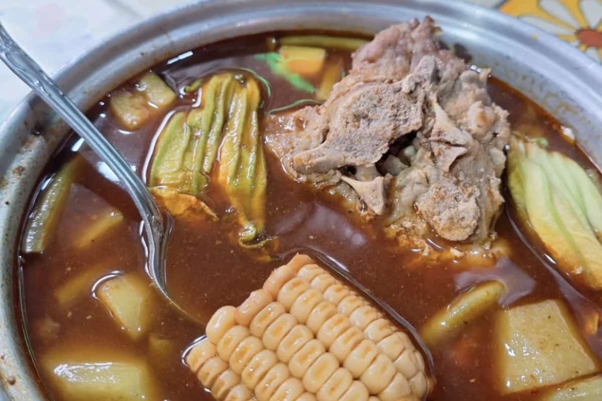 Apapáchate en estos lugares con las mejores sopas y caldos mexicanos.