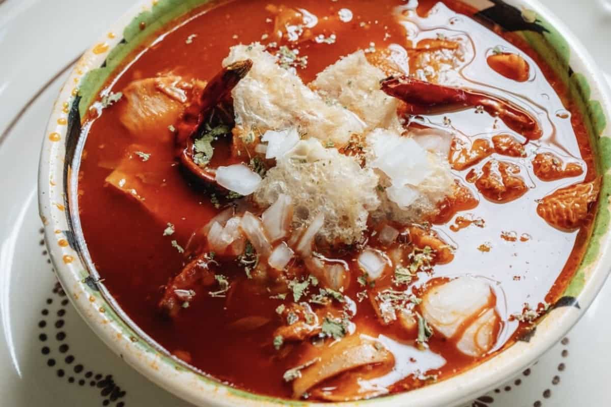 Apapáchate en estos lugares con las mejores sopas y caldos mexicanos.