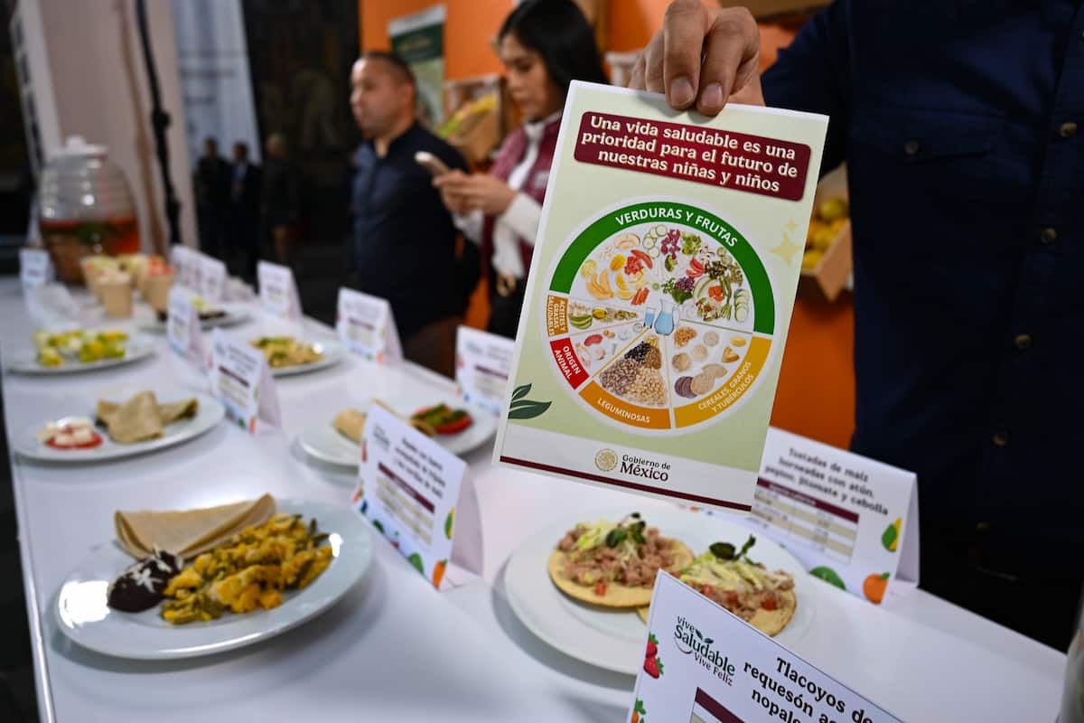 La comida chatarra en escuelas se despide de la educación básica 