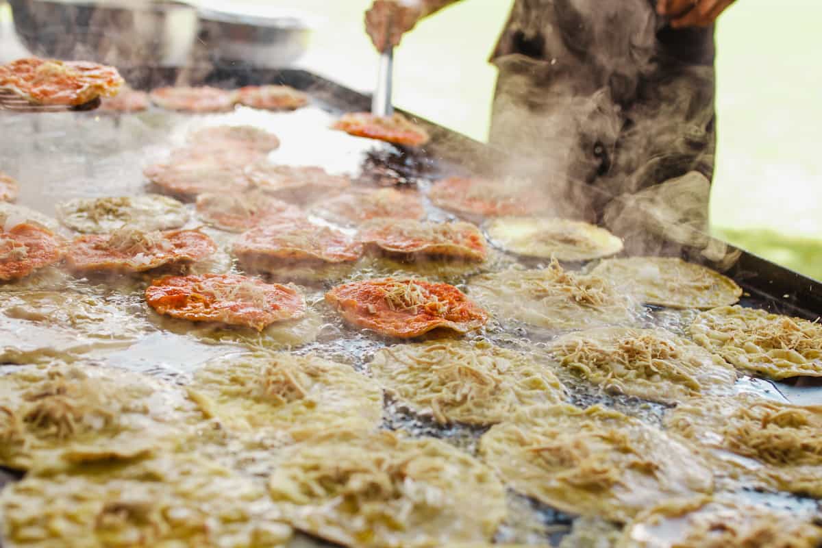 así se hacen las chalupas poblanas