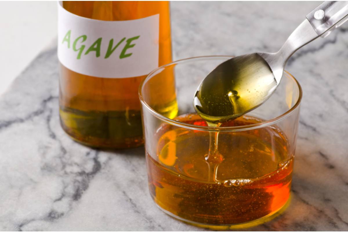 jarabe de agave como uno de los sustitutos de azucar naturales