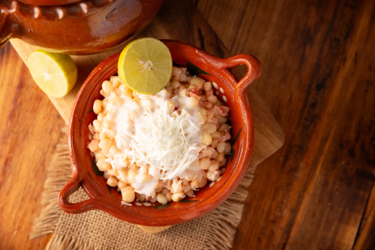 Esquites con epazote