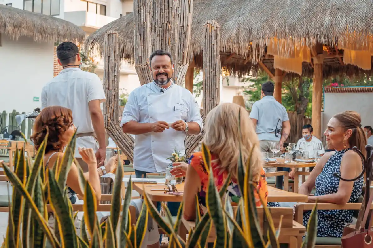 Chef Edgar Román