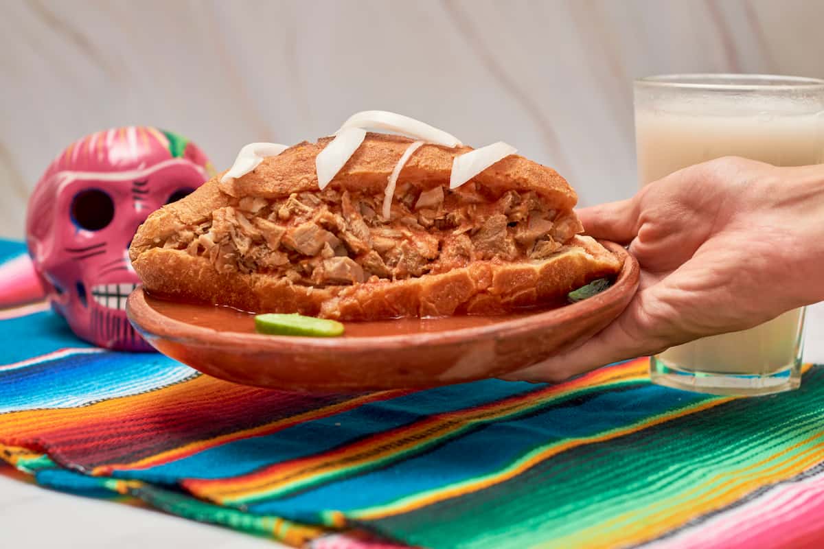 la mejor torta ahogada de México 