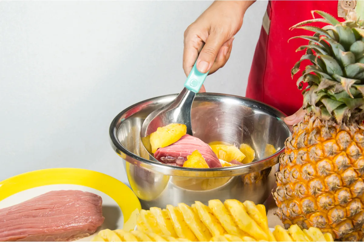 Ablandar carne con piña