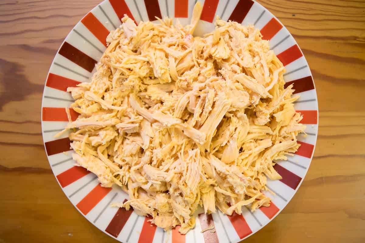 ¿Cuánto tiempo cocer el pollo en olla express? 