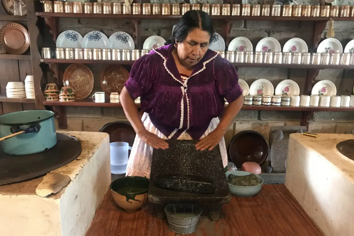¿Has escuchado de Juana Bravo Lázaro?, Cocinera tradicional mexicana 