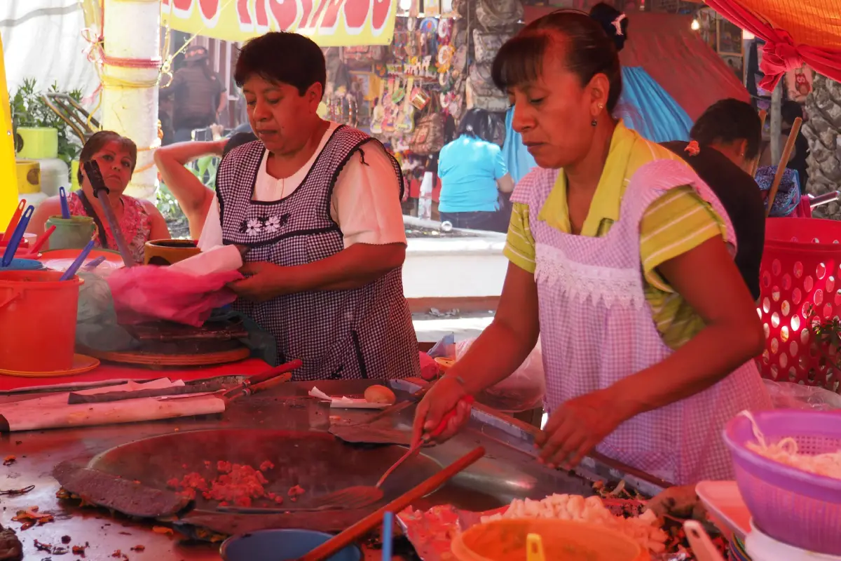 Puesto de quesadillas fritas