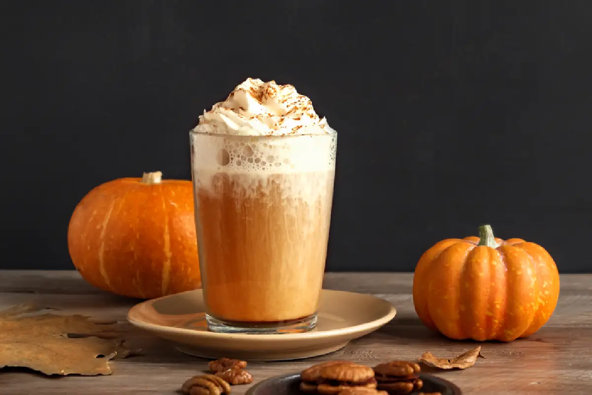 vaso de pumpkin spice latte