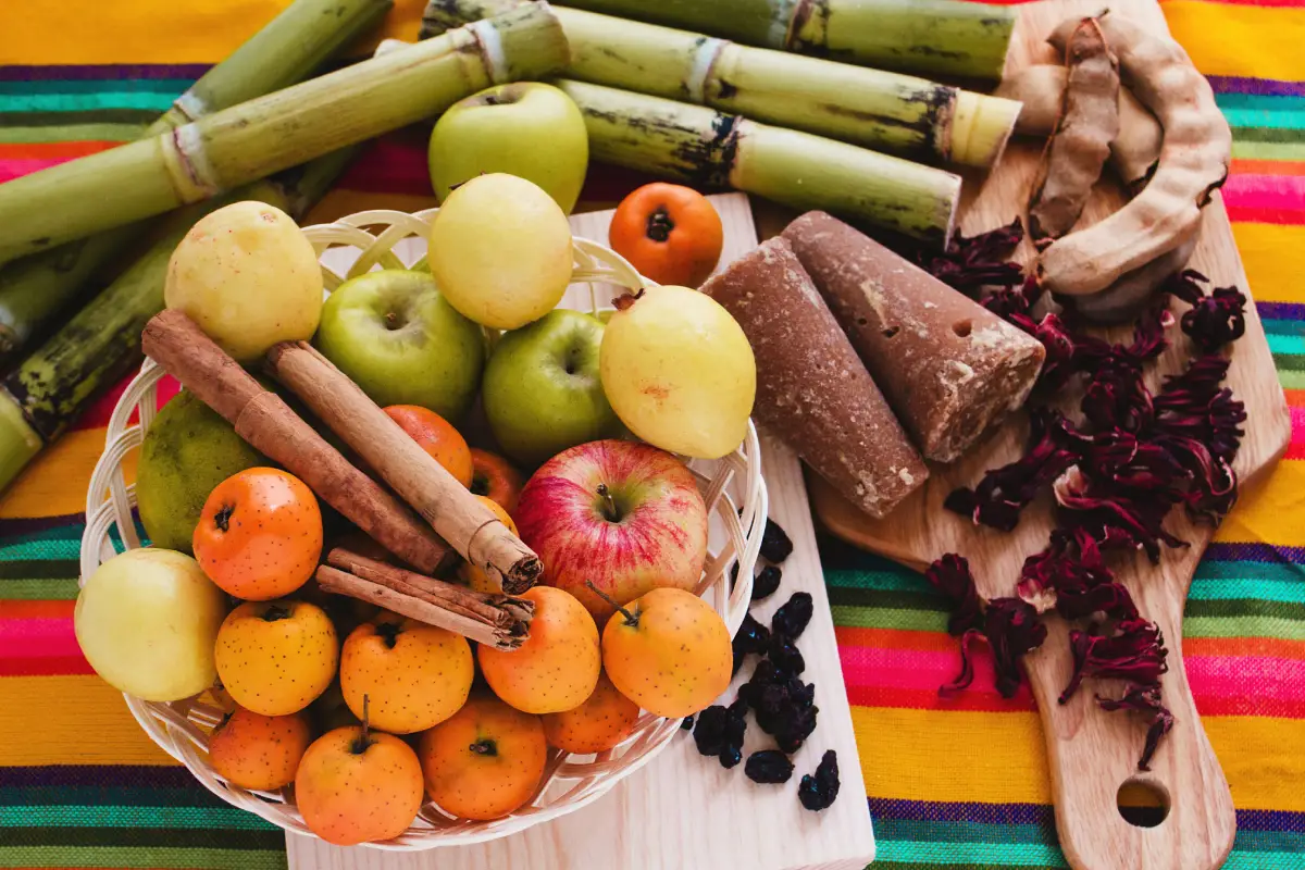 Ingredientes del ponche del frutas