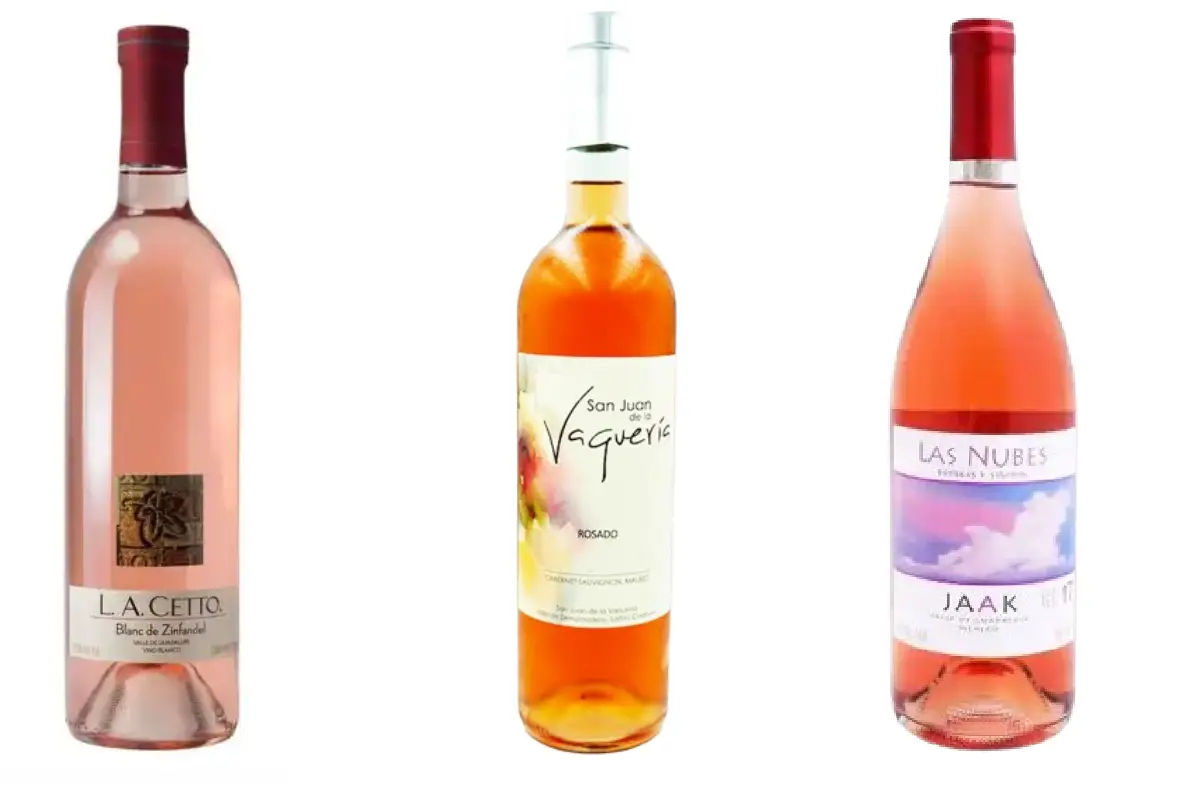 conjunto de botellas de vino rosado mexicano